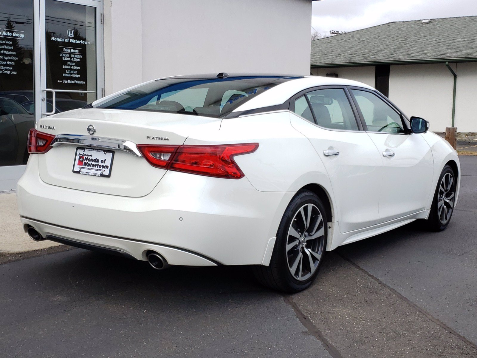 Pre-Owned 2017 Nissan Maxima Platinum 4dr Car in Westbrook #24365 ...